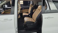 2023 Kia Carnival Gasoline 9-Seater Signature — фото 11