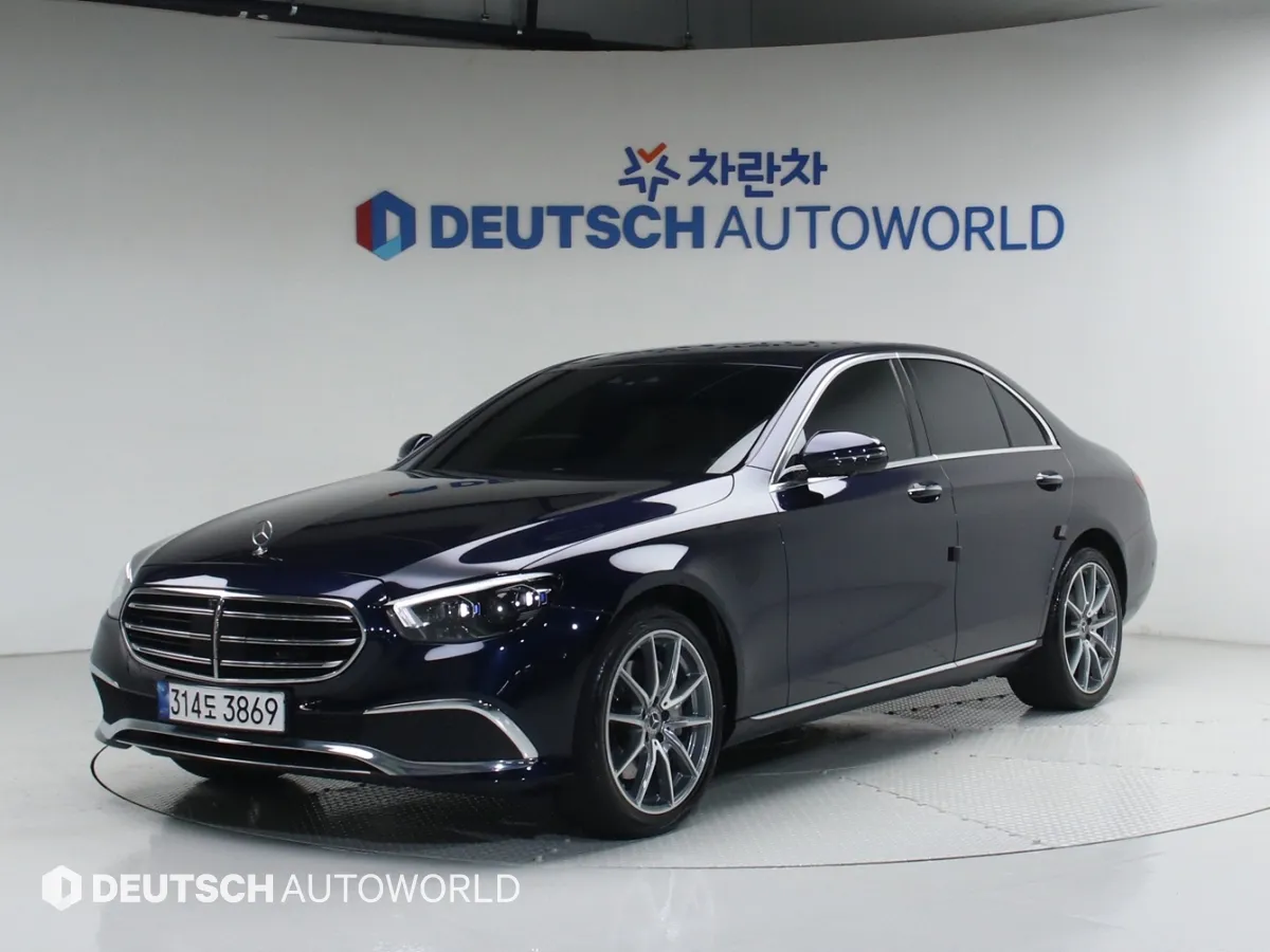 2022 Mercedes-Benz E-Class E300e 4MATIC Exclusive