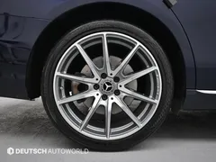 2022 Mercedes-Benz E-Class E300e 4MATIC Exclusive — фото 5