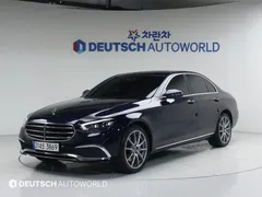 2022 Mercedes-Benz E-Class E300e 4MATIC Exclusive — фото 13
