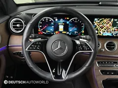 2022 Mercedes-Benz E-Class E300e 4MATIC Exclusive — фото 17
