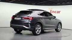 2022 Audi Q3 35 TDI Premium Sportback, серый — фото 2