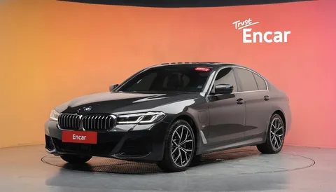 2021 BMW 5-Series 530e M Sport