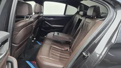 2021 BMW 5-Series 530e M Sport, серый — фото 12