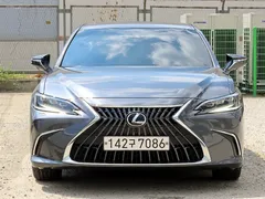 2023 Lexus ES Executive, серый — фото 1