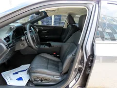 2023 Lexus ES Executive, серый — фото 5