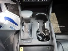 2023 Lexus ES Executive, серый — фото 10