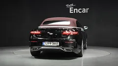 2021 Mercedes-Benz E-Class E450 4MATIC Cabriolet, чёрный — фото 4