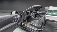 2021 Mercedes-Benz E-Class E450 4MATIC Cabriolet, чёрный — фото 10