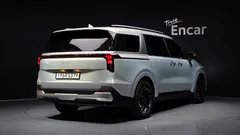 2024 Kia Canival Gasoline 9-Seater Prestige, серебристый — фото 2