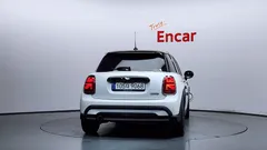 2024 Mini Cooper 5Door Classic — фото 4