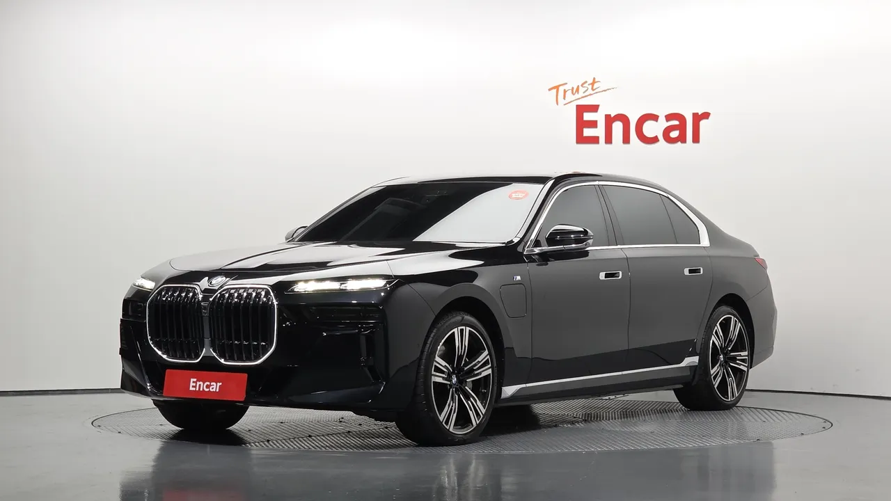 2023 BMW 7-Series 750e xDrive M Sport
