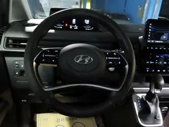 2023 Hyundai Staria 4WD Tourer 9-Seater — фото 16