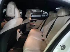 2023 Mercedes-Benz C-Class C300 4MATIC Avantgarde — фото 9