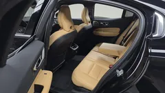 2023 Volvo S60 B5 Ultimate Bright, чёрный — фото 12