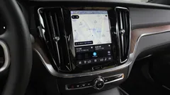 2023 Volvo S60 B5 Ultimate Bright, чёрный — фото 13