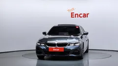 2022 BMW 3-Series 320i M Sport — фото 3