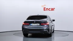 2022 BMW 3-Series 320i M Sport — фото 4