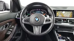 2022 BMW 3-Series 320i M Sport — фото 13