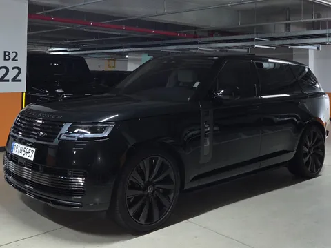 2023 Land Rover Range Rover P530 SV Long Wheel Base