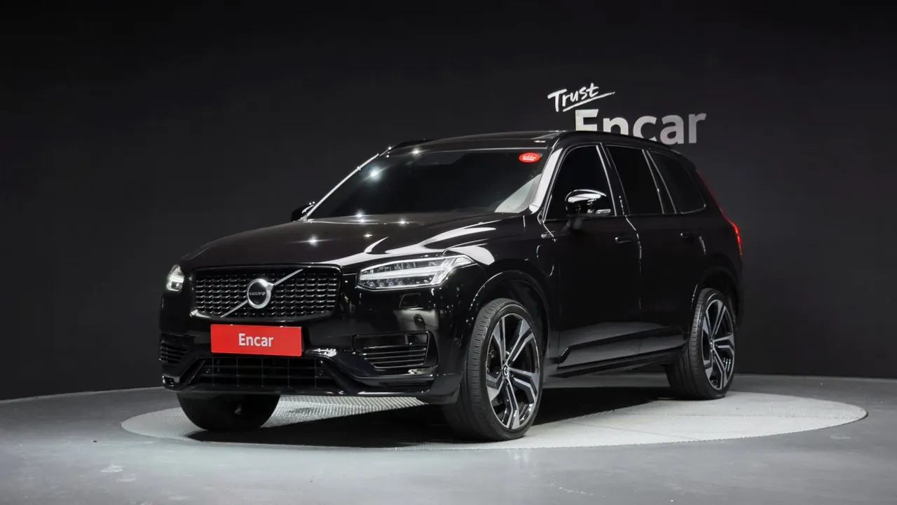 2021 Volvo XC90 T8 R-Design Hybrid