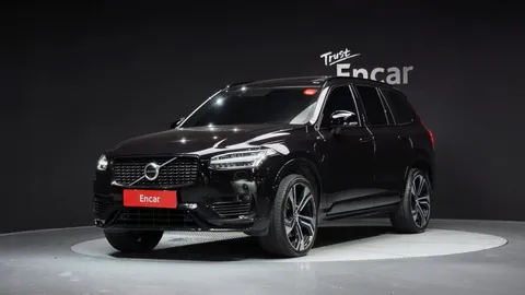2021 Volvo XC90 T8 R-Design Hybrid