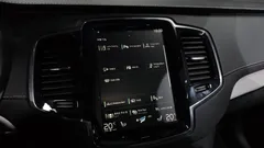 2021 Volvo XC90 T8 R-Design Hybrid, чёрный — фото 20