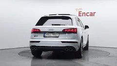 2021 Audi SQ5 3.0 TFSI Quattro — фото 4