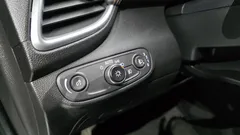 2021 ChevroletGMDaewoo Trax 1.4 Premier, 자주색 — фото 12