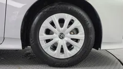 2022 Toyota Prius 1.8, серебристый — фото 5