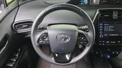 2022 Toyota Prius 1.8, серебристый — фото 13