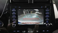 2022 Toyota Prius 1.8, серебристый — фото 15