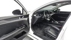 2022 Kia K5 2.0 LPI(Renter car) — фото 10