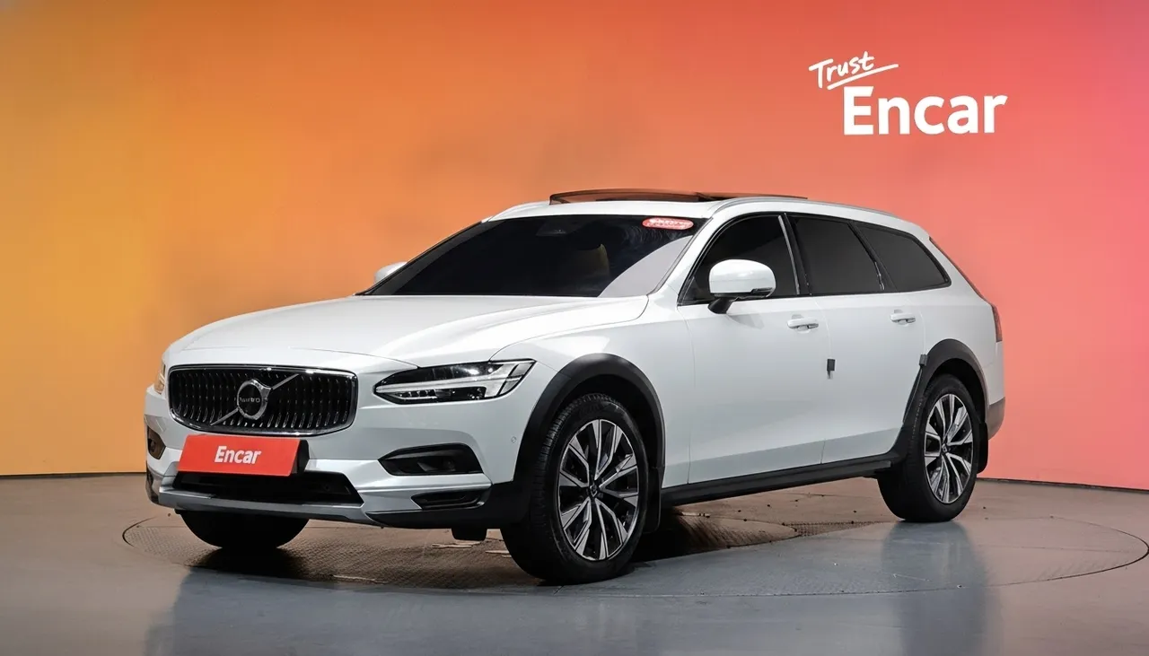 2022 Volvo V90 B5 Pro AWD