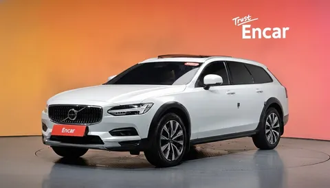 2022 Volvo V90 B5 Pro AWD