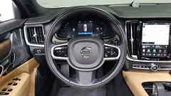 2022 Volvo V90 B5 Pro AWD, белый — фото 13