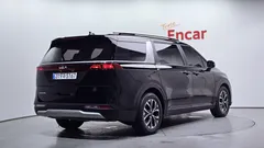 2022 Kia Carnival Diesel 9-Seater Prestige — фото 2