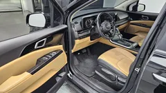 2022 Kia Carnival Diesel 9-Seater Prestige — фото 10