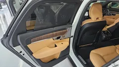 2023 Volvo V90 B5 Ultimate AWD, белый — фото 17