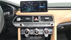 2022 Genesis G70 Gasoline 2.0T 4WD, белый — фото 12