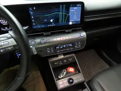 2023 Hyundai Kona Premium, серый — фото 10