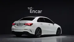 2023 Mercedes-Benz A-Class AMG A35 4MATIC Sedan — фото 2