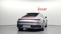 2022 Porsche 911 Carrera 4 — фото 4