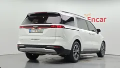 2023 Kia Carnival Diesel 9-Seater Prestige — фото 2