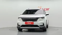 2023 Kia Carnival Diesel 9-Seater Prestige — фото 3