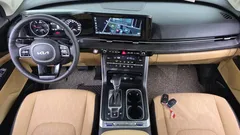 2023 Kia Carnival Diesel 9-Seater Prestige — фото 7