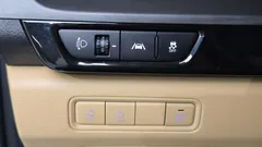 2023 Kia Carnival Diesel 9-Seater Prestige — фото 12