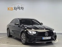 2023 Mercedes-Benz E-Class E220d 4MATIC AMG Line — фото 12