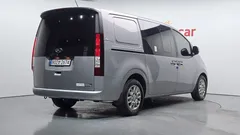 2023 Hyundai Staria Cargo 5-Seater — фото 2