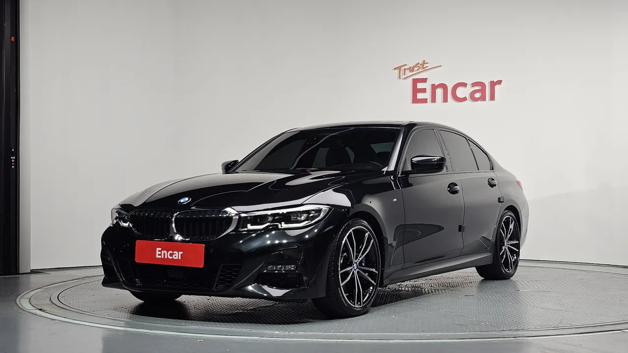 2022 BMW 3-Series 320d M Sport